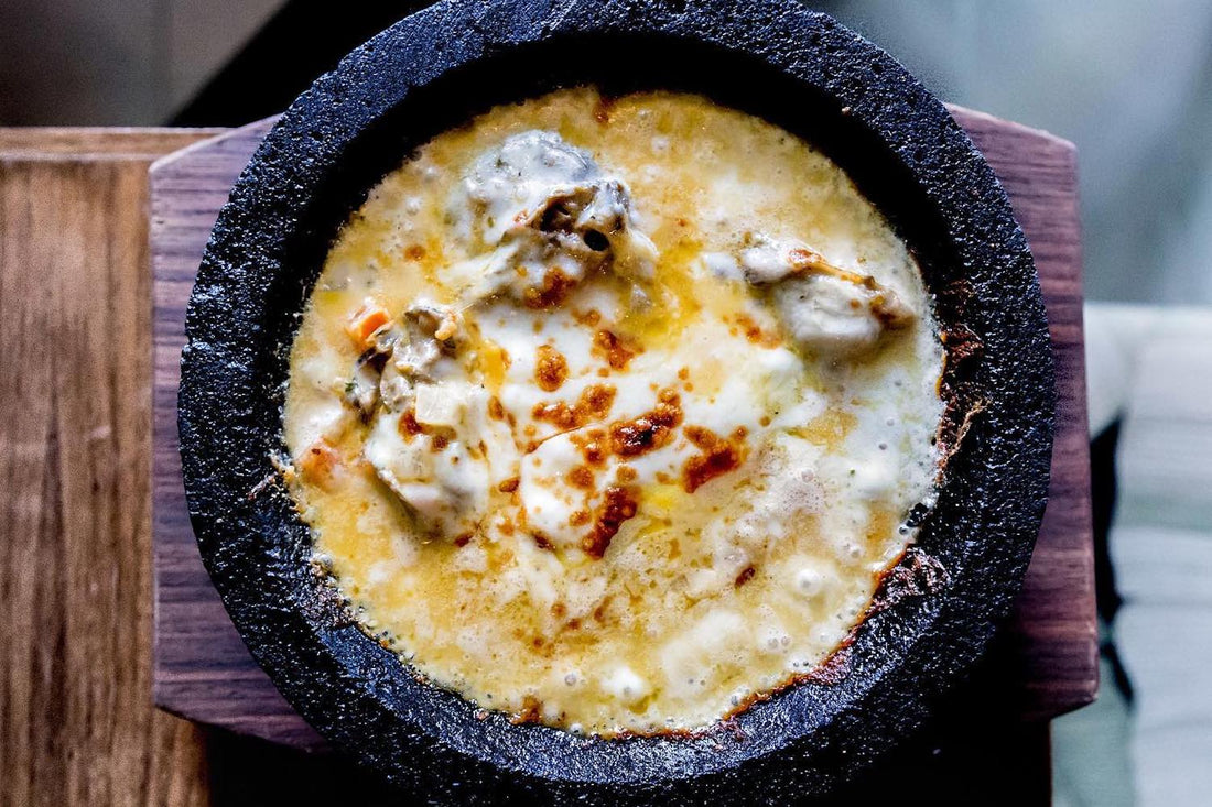 Queso Fundido con Chorizo