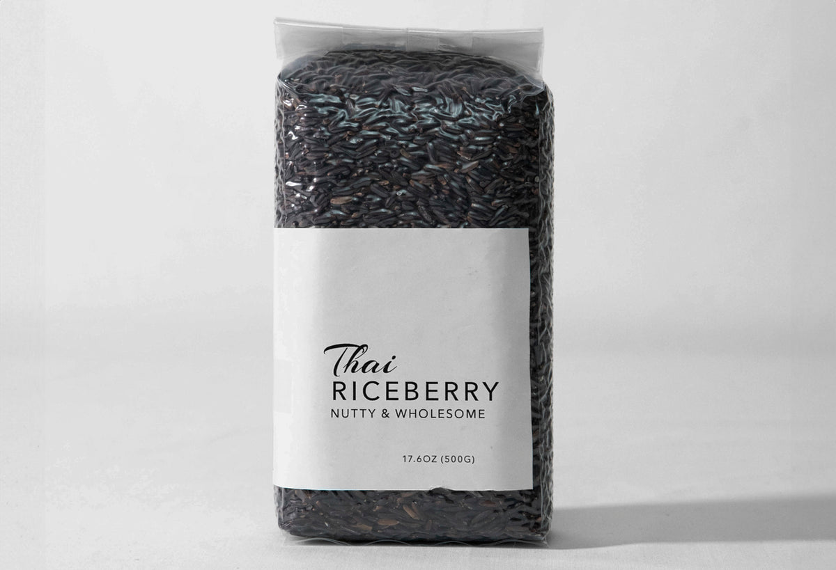 Black Thai riceberry in clear plastic bag with white label, 17.6oz package.